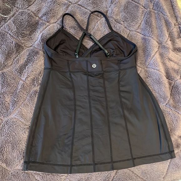 Lululemon Ariel Tank - Picture 2 of 5